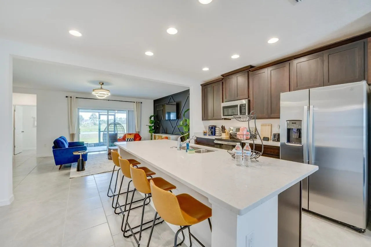 Davenport Home About 15 Mi To Disney World! Holiday home